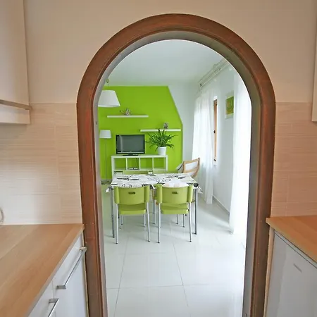 Maras Apartman *
