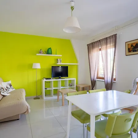 Maras Apartment *