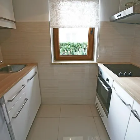 Apartment Maras *